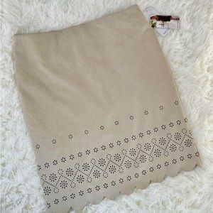 NWT Karen Kane Scallop Faux Suede Skirt | Color: Khaki Cream | Size: S